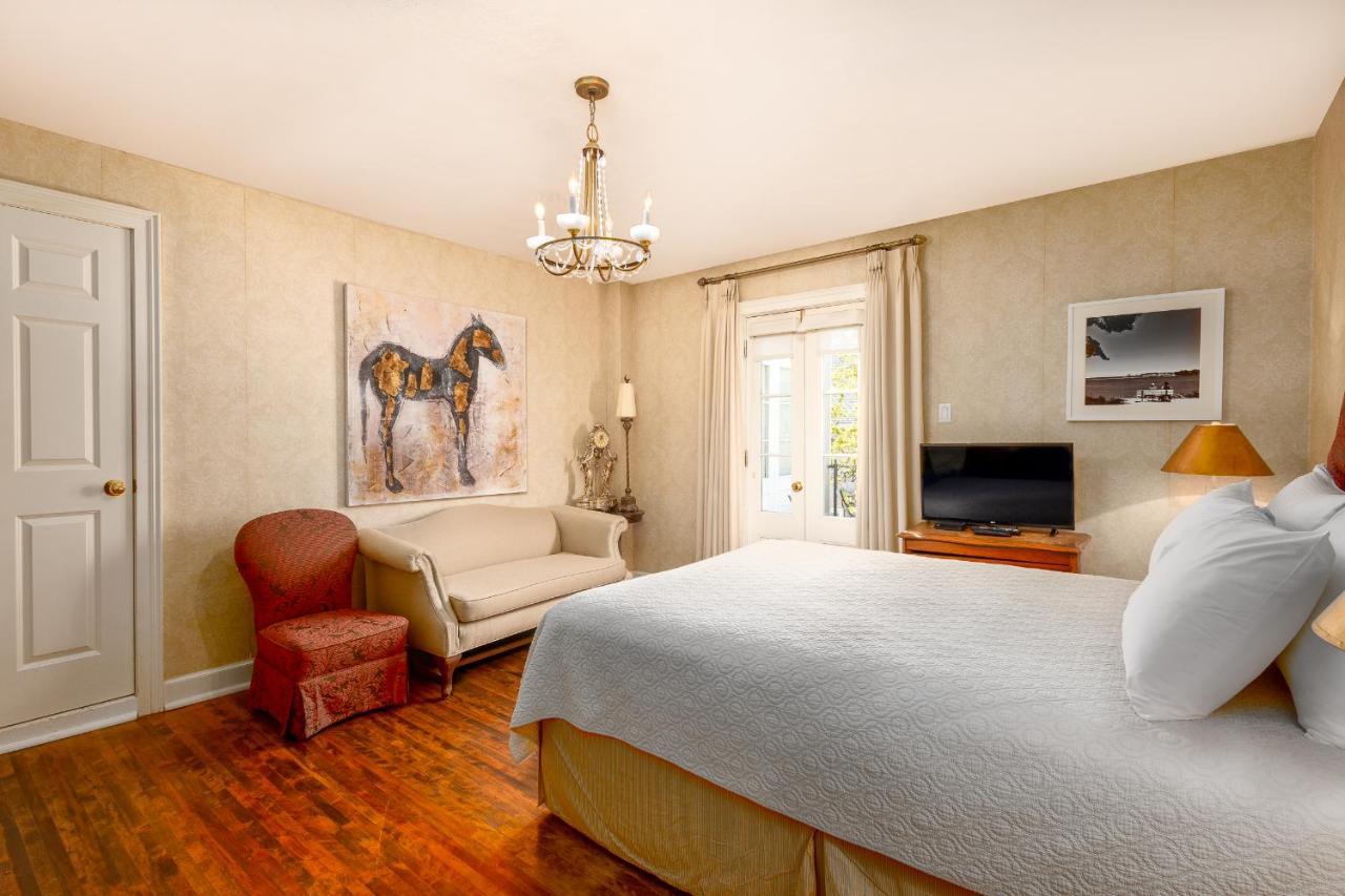 The Old Bank House Hotel Niagara-on-the-Lake Екстериор снимка