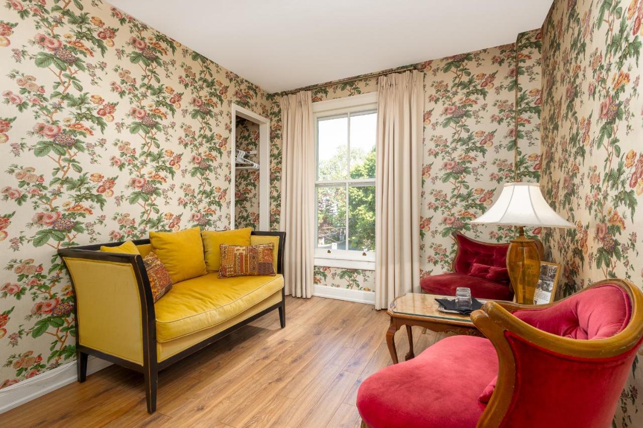 The Old Bank House Hotel Niagara-on-the-Lake Екстериор снимка